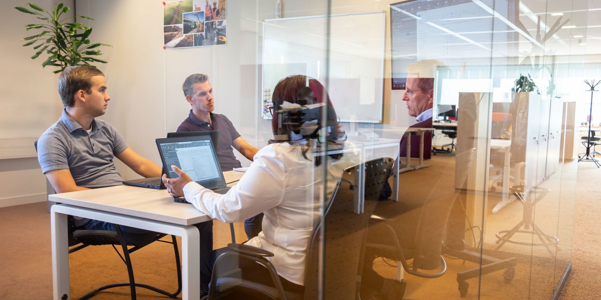 roel_van_noort12.jpg__2048x0_q85_subsampling-2